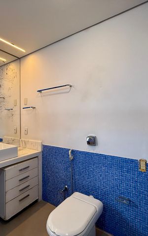 Apartamento à venda com 320m², 4 quartos e 4 vagas Apartamento à venda com 320m², 4 quartos e 4 vagasBanheiro Suíte 4
