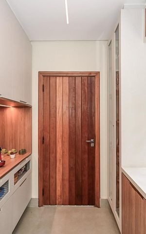Casa à venda com 332m², 5 quartos e 3 vagasCozinha