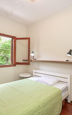 Casa à venda com 332m², 5 quartos e 3 vagasQuarto 1