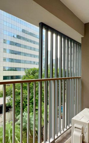 Studio à venda com 28m², 1 quarto e sem vaga Studio à venda com 28m², 1 quarto e sem vagaVaranda