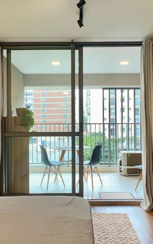 Studio à venda com 28m², 1 quarto e sem vaga Studio à venda com 28m², 1 quarto e sem vagaStudio