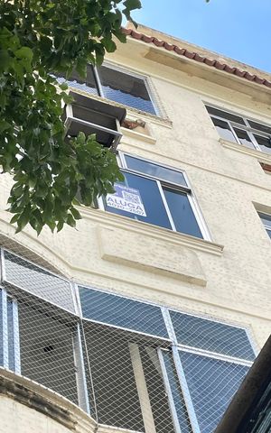 Apartamento à venda com 100m², 3 quartos e 1 vagaPlaquinha