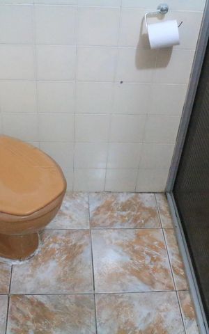 Casa à venda com 300m², 5 quartos e 1 vagaBanheiro 3