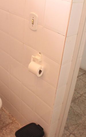 Casa à venda com 300m², 5 quartos e 1 vagaBanheiro 1