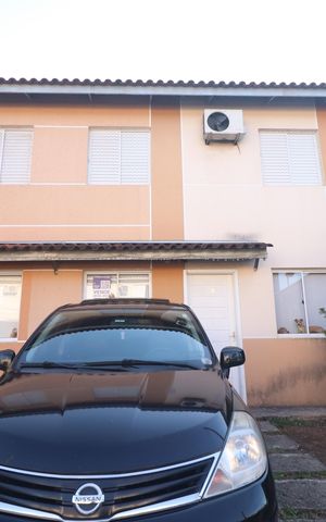 Casa à venda com 112m², 3 quartos e 2 vagasFachada