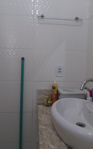Casa à venda com 112m², 3 quartos e 2 vagasBanheiro
