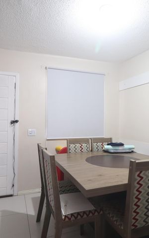 Casa à venda com 112m², 3 quartos e 2 vagasSala