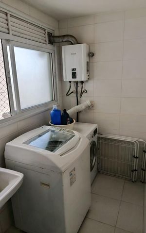 Apartamento à venda com 94m², 2 quartos e 2 vagas Apartamento à venda com 94m², 2 quartos e 2 vagasÁrea de serviço