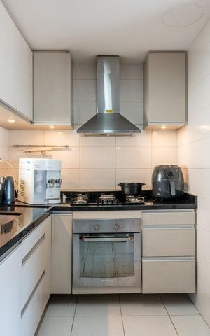 Apartamento à venda com 94m², 2 quartos e 2 vagas Apartamento à venda com 94m², 2 quartos e 2 vagasCozinha