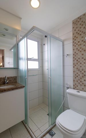 Apartamento à venda com 47m², 2 quartos e 1 vaga Apartamento à venda com 47m², 2 quartos e 1 vagaBanheiro