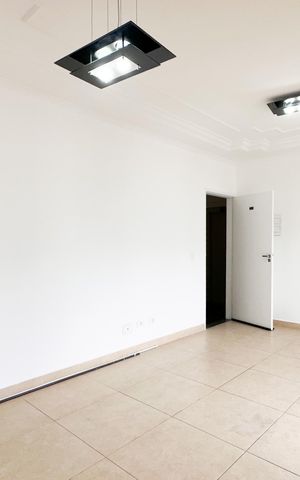 Apartamento à venda com 75m², 3 quartos e 1 vaga Apartamento à venda com 75m², 3 quartos e 1 vagaSala