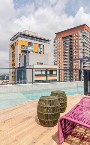 Studio para alugar com 25m², 1 quarto e sem vaga Studio para alugar com 25m², 1 quarto e sem vagaÁrea comum - Piscina