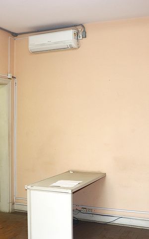 Apartamento para alugar com 90m², 2 quartos e sem vagaSala