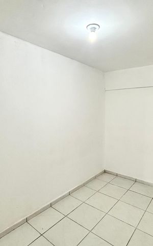 Casa para alugar com 32m², 1 quarto e sem vaga Casa para alugar com 32m², 1 quarto e sem vagaQuarto 1