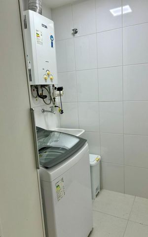 Apartamento à venda com 211m², 2 quartos e 3 vagas Apartamento à venda com 211m², 2 quartos e 3 vagasÁrea de serviço