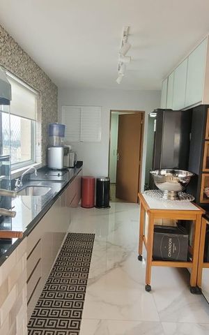 Apartamento à venda com 332m², 5 quartos e 4 vagas
