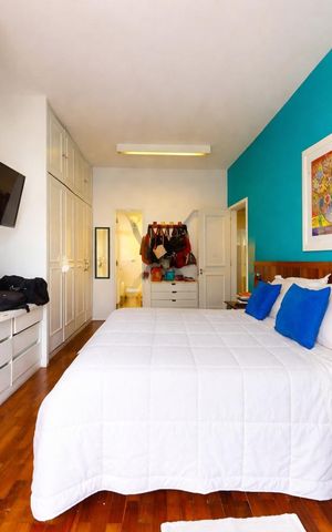 Apartamento à venda com 206m², 4 quartos e 2 vagas Apartamento à venda com 206m², 4 quartos e 2 vagasQuarto