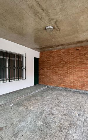 Casa para alugar com 222m², 3 quartos e 2 vagas Casa para alugar com 222m², 3 quartos e 2 vagasGaragem