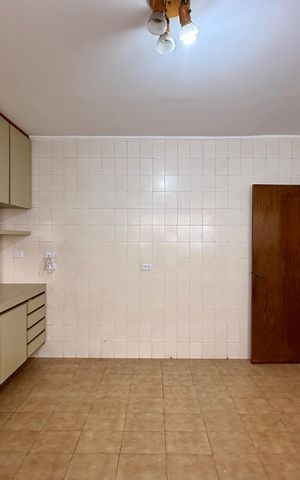 Casa para alugar com 222m², 3 quartos e 2 vagas Casa para alugar com 222m², 3 quartos e 2 vagasCopa