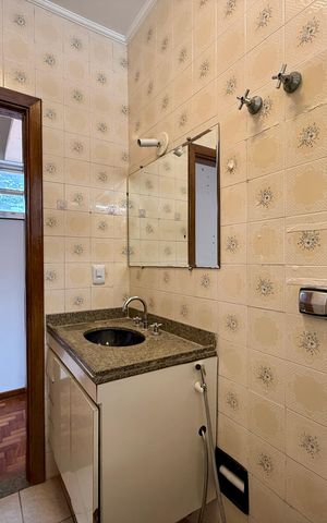 Casa para alugar com 222m², 3 quartos e 2 vagas Casa para alugar com 222m², 3 quartos e 2 vagasBanheiro Social