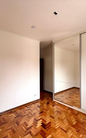 Casa para alugar com 222m², 3 quartos e 2 vagas Casa para alugar com 222m², 3 quartos e 2 vagasSuíte