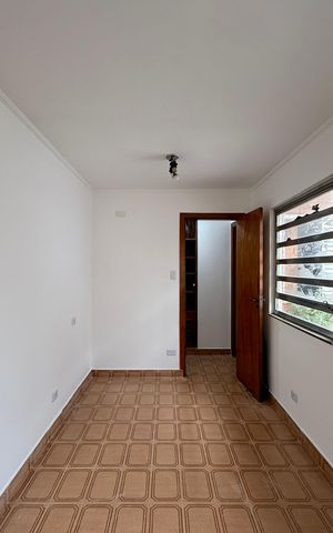 Casa para alugar com 222m², 3 quartos e 2 vagas Casa para alugar com 222m², 3 quartos e 2 vagasQuarto 1 de Serviço
