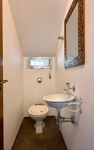 Casa para alugar com 222m², 3 quartos e 2 vagas Casa para alugar com 222m², 3 quartos e 2 vagasLavabo
