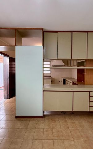 Casa para alugar com 222m², 3 quartos e 2 vagas Casa para alugar com 222m², 3 quartos e 2 vagasCopa