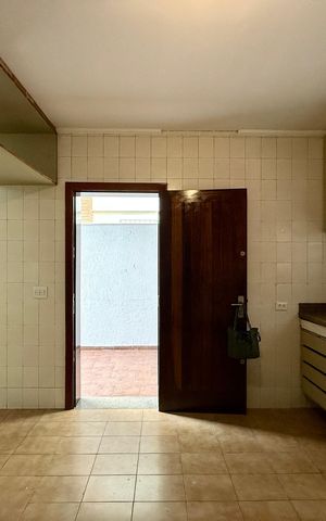 Casa para alugar com 222m², 3 quartos e 2 vagas Casa para alugar com 222m², 3 quartos e 2 vagasCozinha