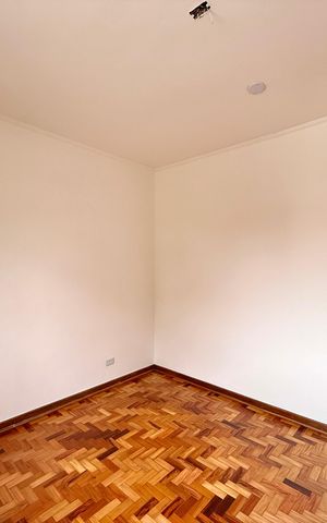 Casa para alugar com 222m², 3 quartos e 2 vagas Casa para alugar com 222m², 3 quartos e 2 vagasSuíte