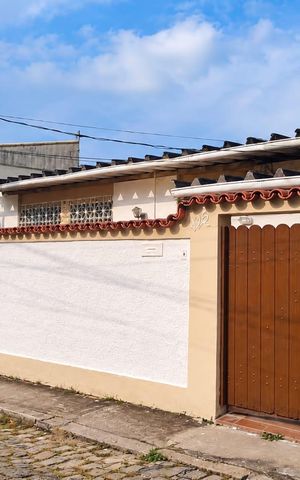 Casa de condomínio para alugar com 120m², 3 quartos e 2 vagas Casa de condomínio para alugar com 120m², 3 quartos e 2 vagasFachada