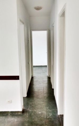 Casa de condomínio à venda com 120m², 3 quartos e 2 vagas Casa de condomínio à venda com 120m², 3 quartos e 2 vagasCorredor