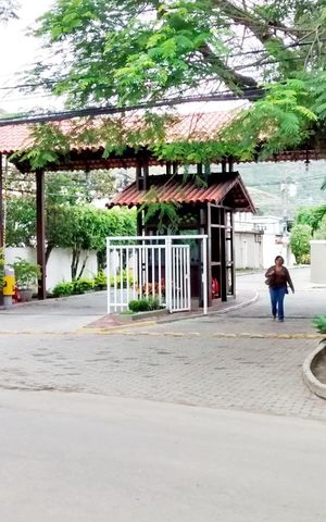 Casa de condomínio à venda com 120m², 3 quartos e 2 vagas
