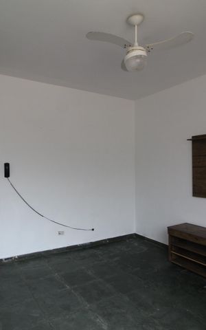 Casa de condomínio para alugar com 120m², 3 quartos e 2 vagasSala