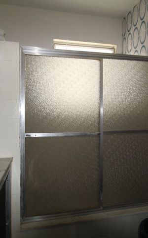 Casa de condomínio para alugar com 120m², 3 quartos e 2 vagasBanheiro Social