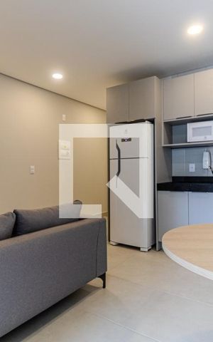 Apartamento para alugar com 37m², 1 quarto e sem vaga