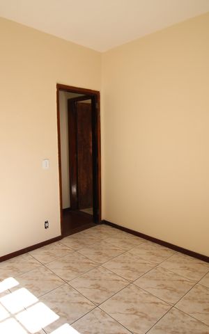 Casa de condomínio para alugar com 200m², 4 quartos e 5 vagasQuarto 2