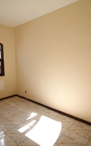 Casa de condomínio para alugar com 200m², 4 quartos e 5 vagasQuarto 1