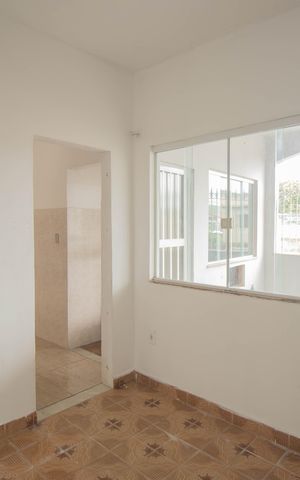 Casa para alugar com 80m², 2 quartos e sem vaga Casa para alugar com 80m², 2 quartos e sem vagaSala