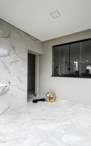 Casa à venda com 180m², 3 quartos e 4 vagas