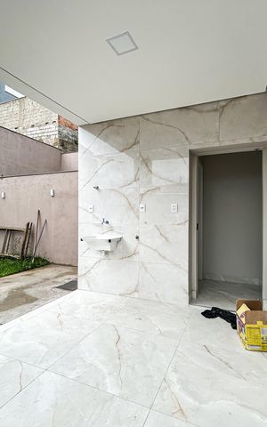 Casa à venda com 180m², 3 quartos e 4 vagas