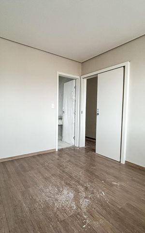 Casa à venda com 180m², 3 quartos e 4 vagas