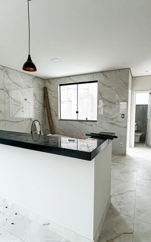 Casa à venda com 180m², 3 quartos e 4 vagas