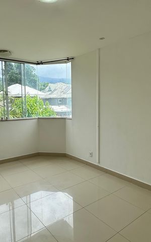 Casa para alugar com 200m², 4 quartos e 2 vagas Casa para alugar com 200m², 4 quartos e 2 vagasQuarto 1