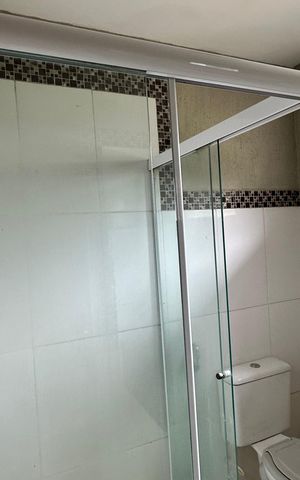 Casa para alugar com 200m², 4 quartos e 2 vagas Casa para alugar com 200m², 4 quartos e 2 vagasBanheiro quarto 1
