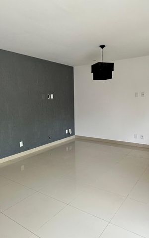 Casa para alugar com 200m², 4 quartos e 2 vagas Casa para alugar com 200m², 4 quartos e 2 vagasSala