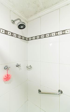 Apartamento à venda com 207m², 2 quartos e 2 vagas Apartamento à venda com 207m², 2 quartos e 2 vagasBanheiro
