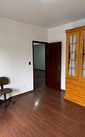 Casa à venda com 430m², 4 quartos e 6 vagasQuarto 3