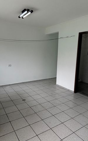 Casa à venda com 430m², 4 quartos e 6 vagasÁrea de Serviço
