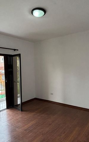 Casa à venda com 430m², 4 quartos e 6 vagasQuarto 2